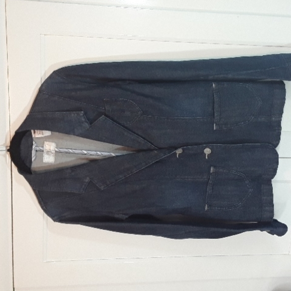 Levi's blue jean jacket size large